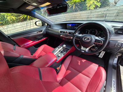2018 Lexus GS 300H