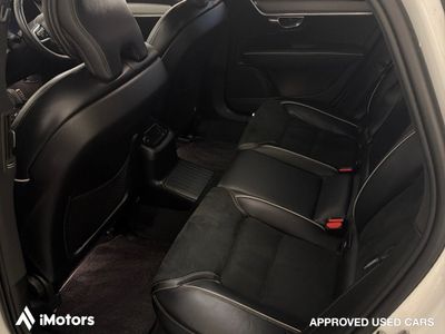 2022 Volvo S90