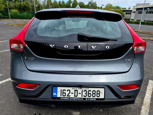 2016 Volvo V40