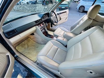 1995 Mercedes-Benz E Class