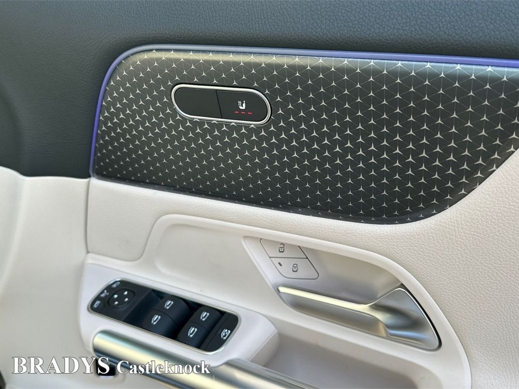 2026 Mercedes-Benz EQA