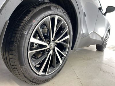 2025 Toyota C-HR