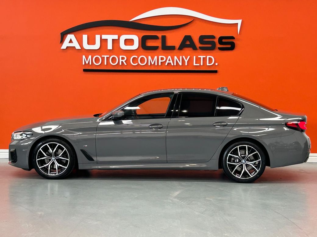 2022 BMW 5 Series