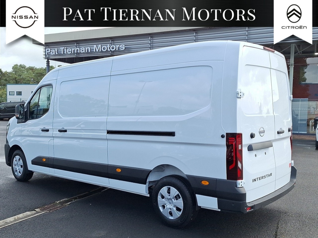 2025 Nissan Interstar