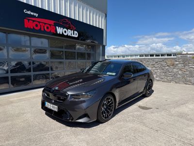 2025 BMW M5