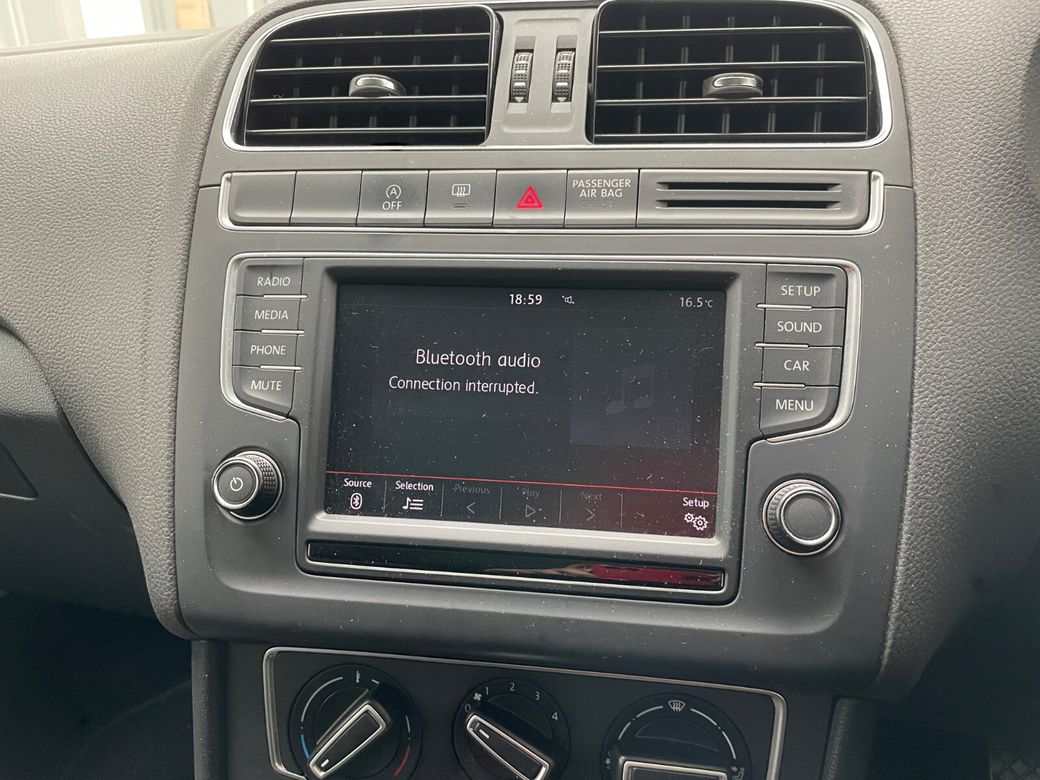 2015 Volkswagen Polo