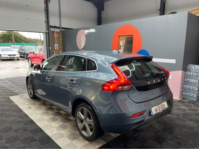 2014 Volvo V40