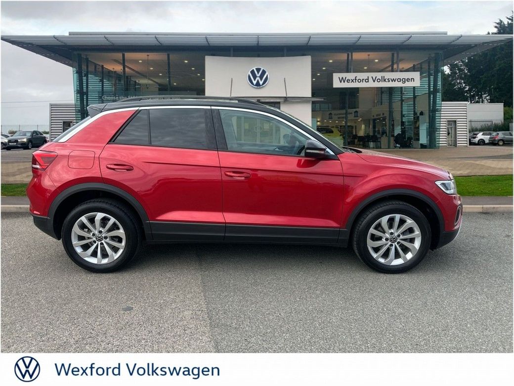 2025 Volkswagen T-Roc