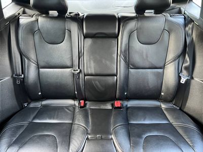 2016 Volvo V40