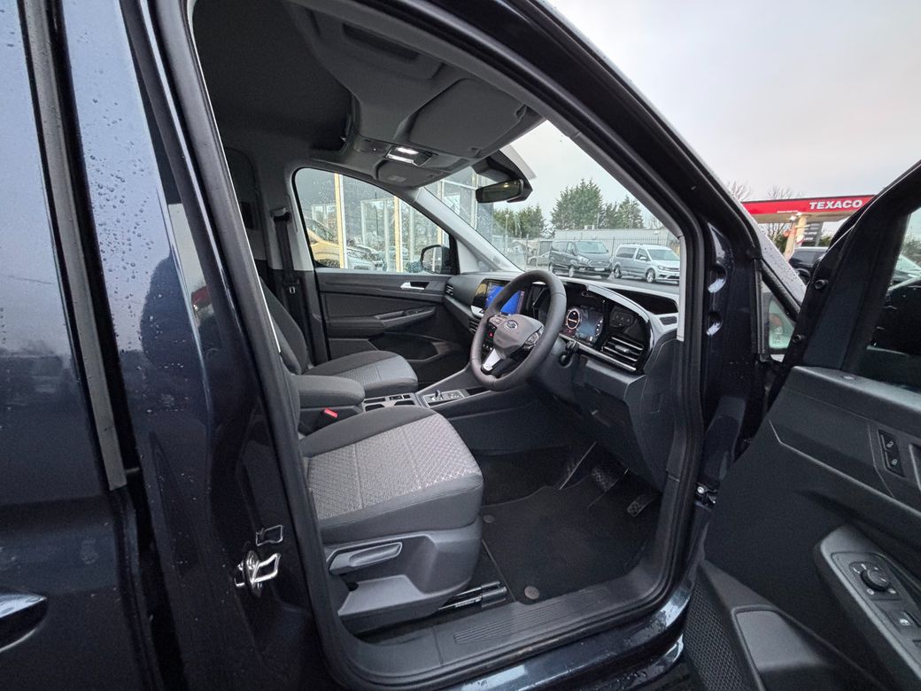 2025 Ford Tourneo Connect