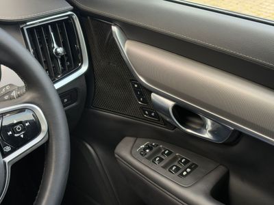 2025 Volvo V90
