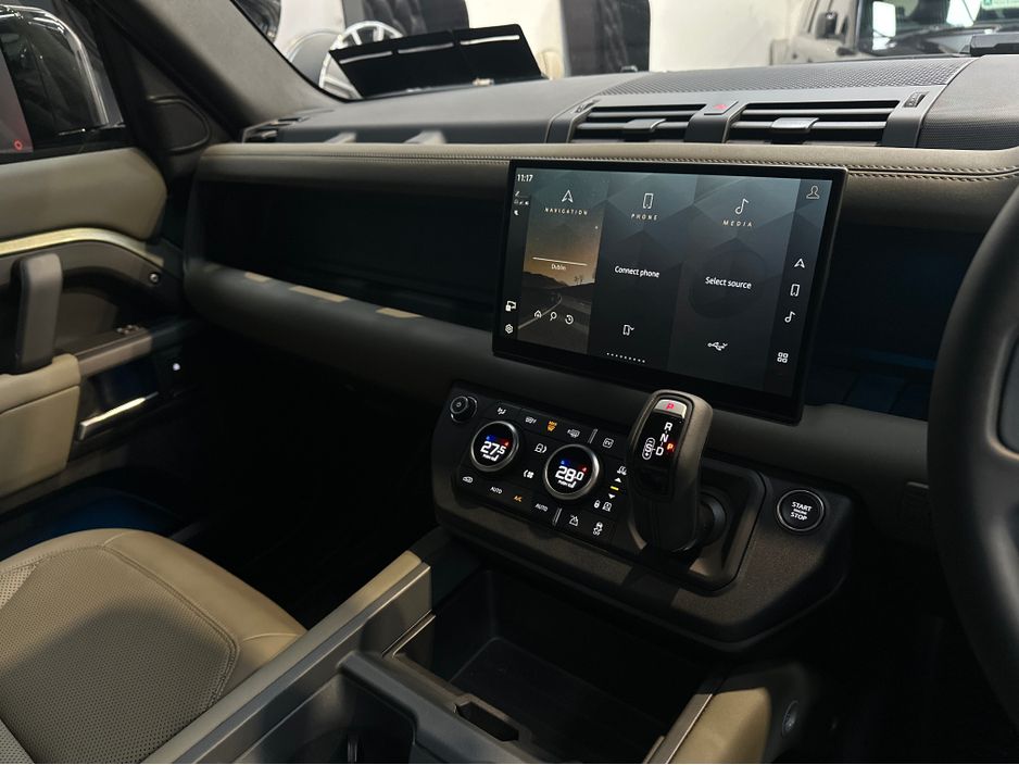 2025 Land Rover Defender