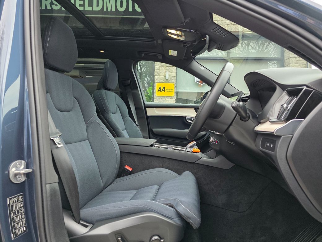2025 Volvo XC90