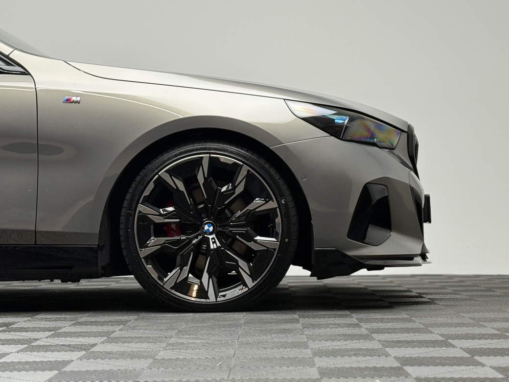 2025 BMW 5 Series