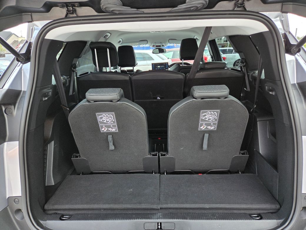 2022 Peugeot 5008