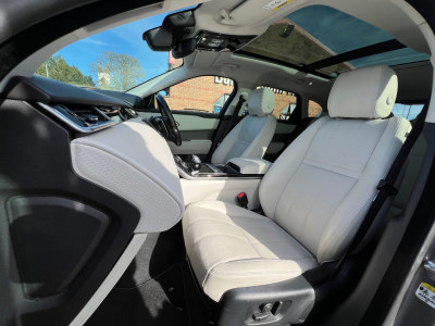 2022 Land Rover Range Rover Velar