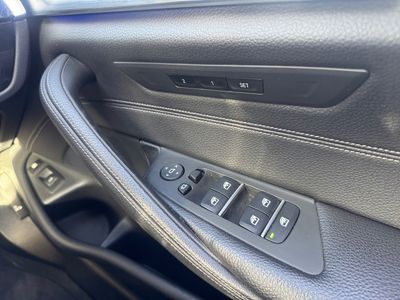 2019 BMW 530