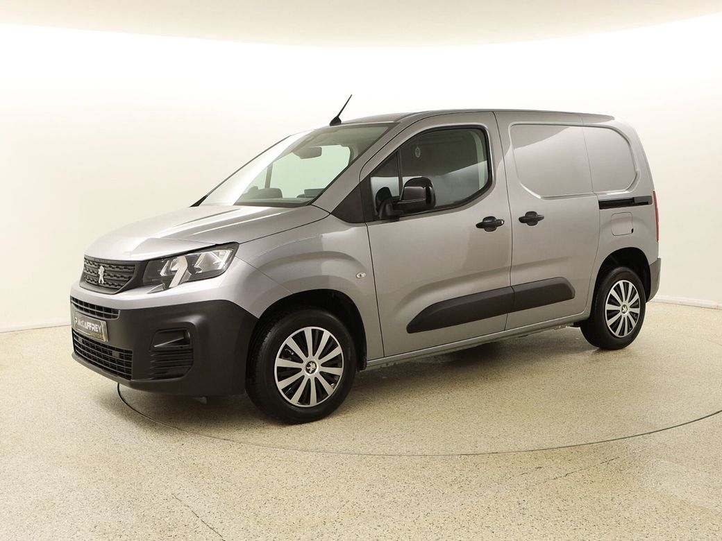 2022 Peugeot Partner