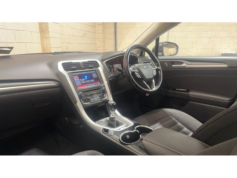 2016 Ford Mondeo