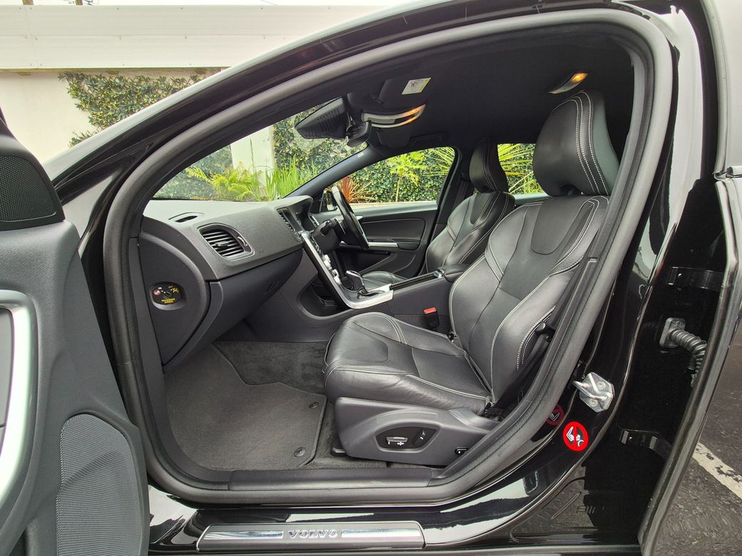 2017 Volvo V60