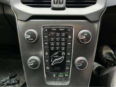 2016 Volvo V40