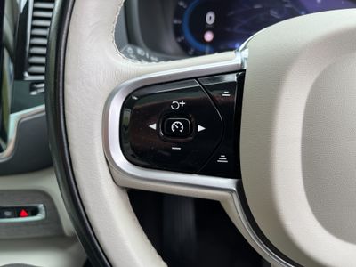 2022 Volvo XC90