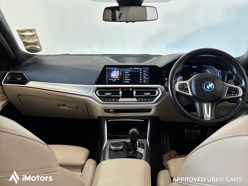 2021 BMW 330