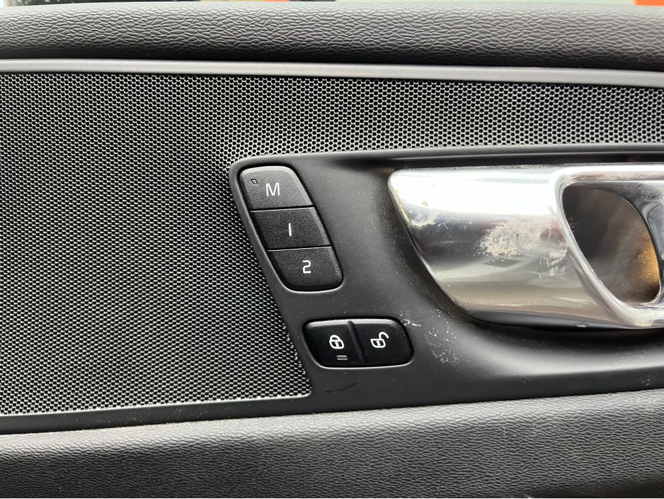 2022 Volvo XC60