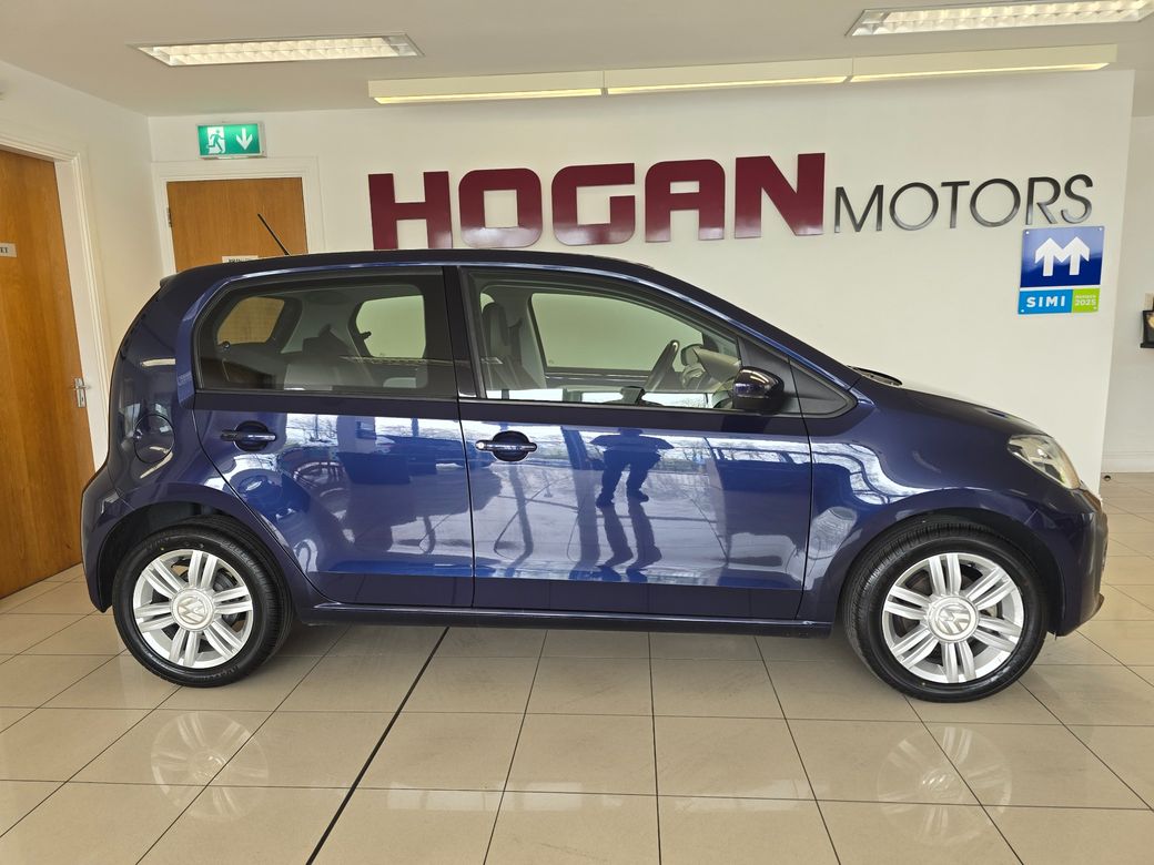 2017 Volkswagen up!