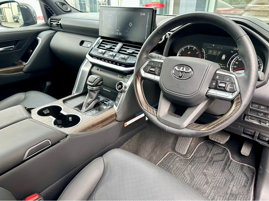 2024 Toyota Landcruiser