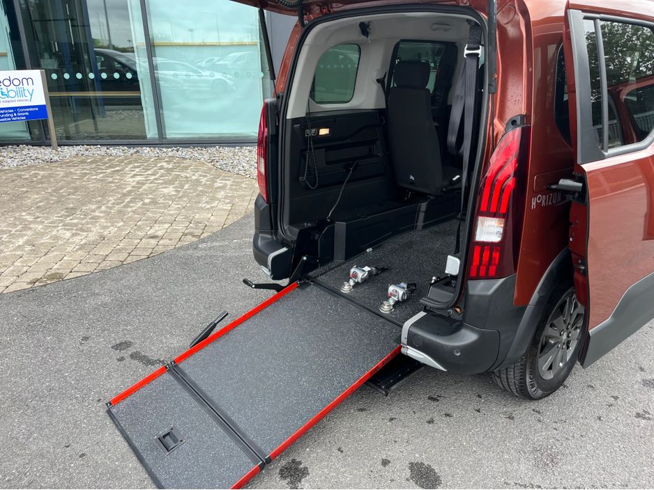 2022 Peugeot Rifter