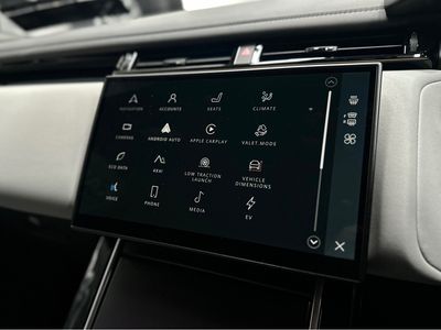 2025 Land Rover Range Rover Velar