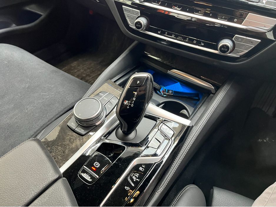 2021 BMW 5 Series