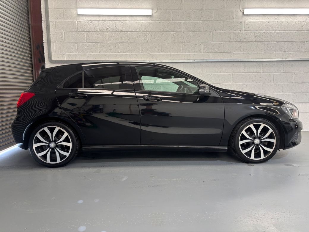 2014 Mercedes-Benz A 180