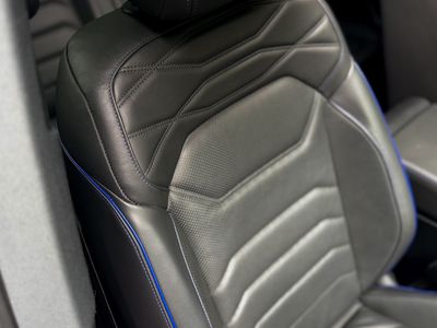 2023 Volkswagen Touareg