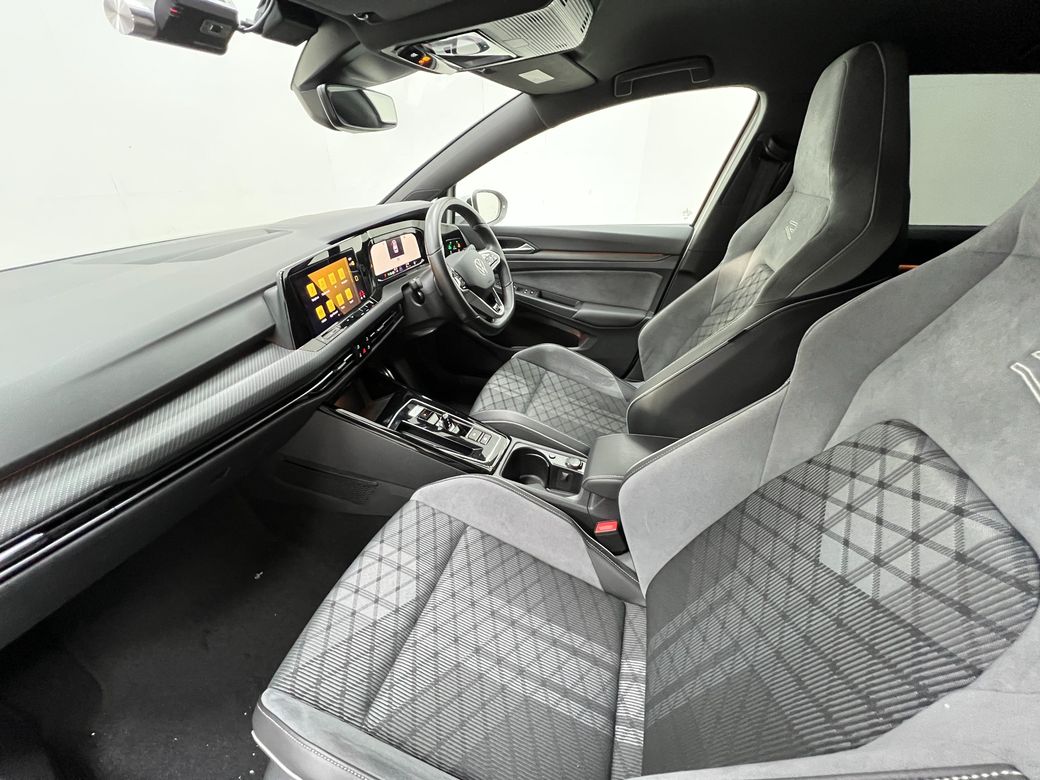 2023 Volkswagen Golf