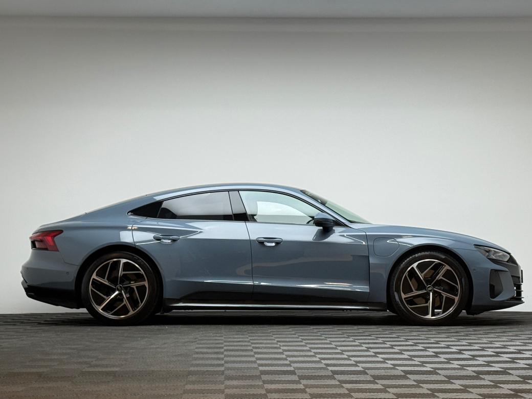 2024 Audi e-tron GT