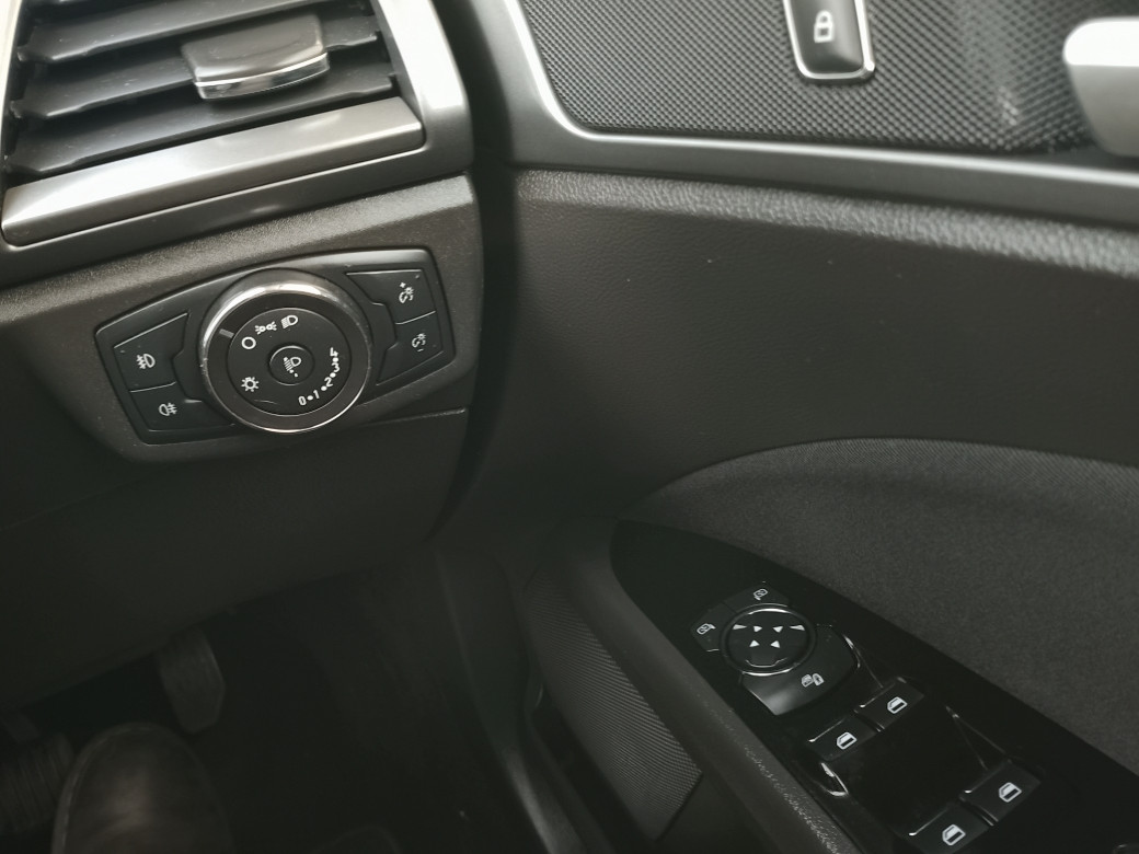 2018 Ford Mondeo