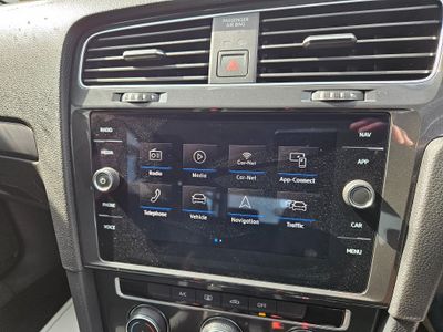 2018 Volkswagen Golf