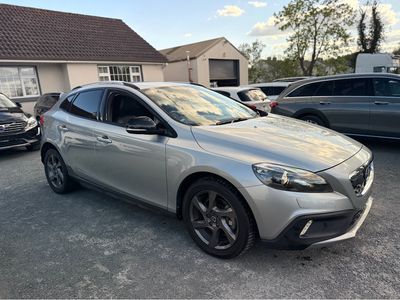 2016 Volvo V40
