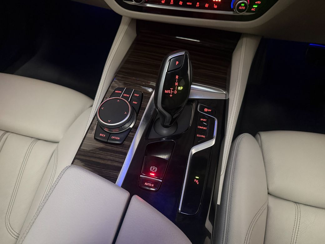 2022 BMW 5 Series