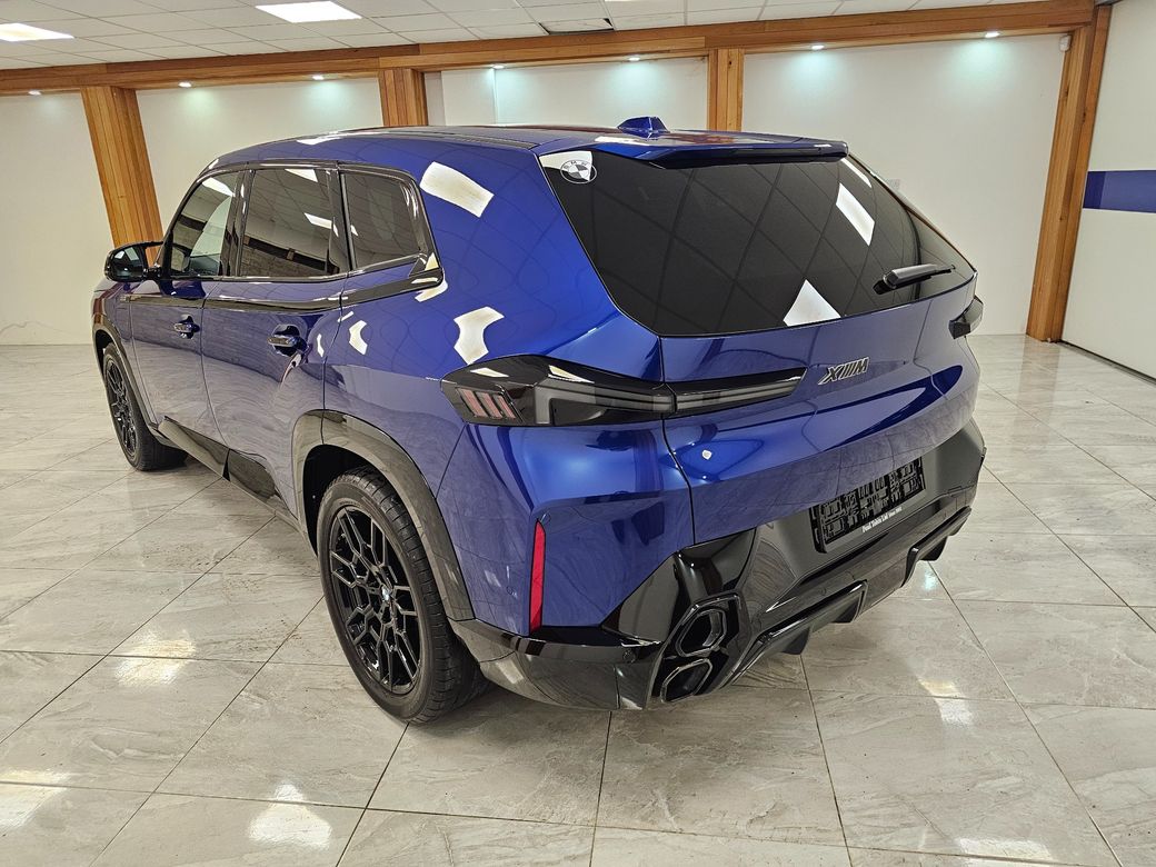 2026 BMW XM