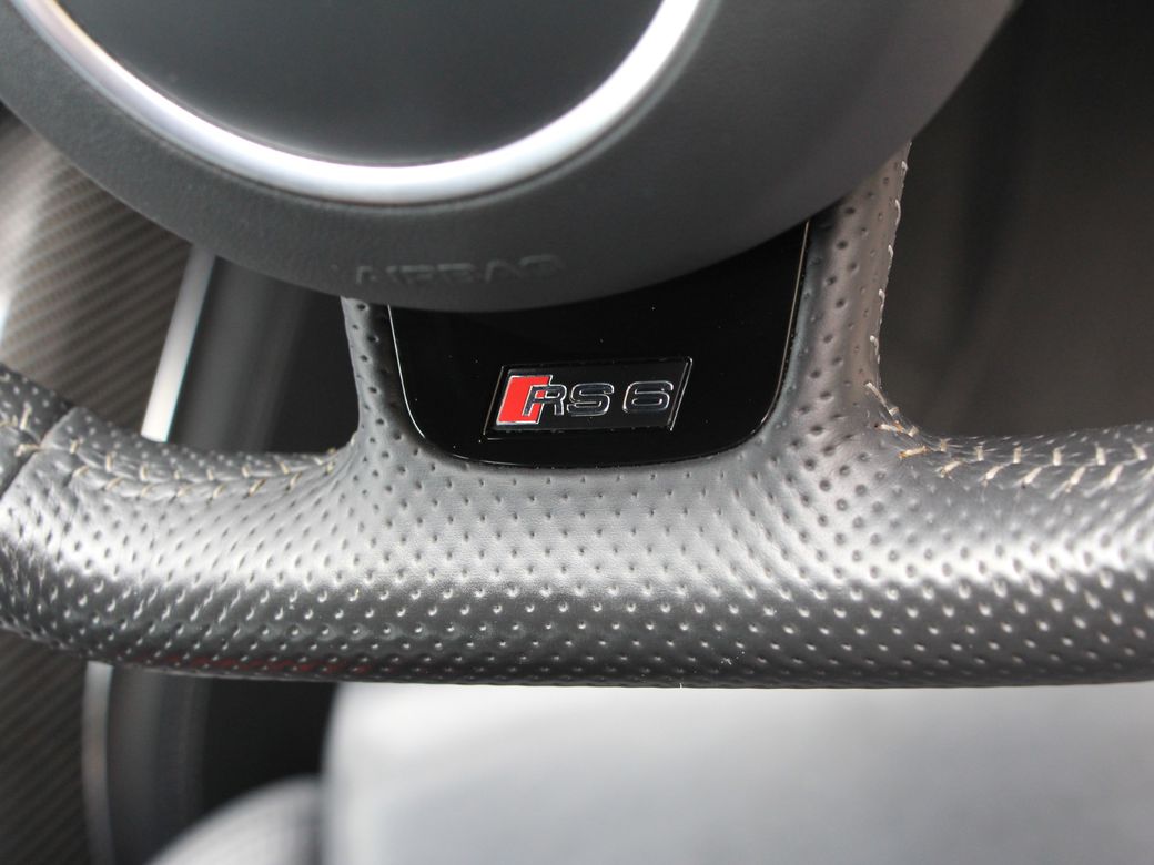 2016 Audi RS6