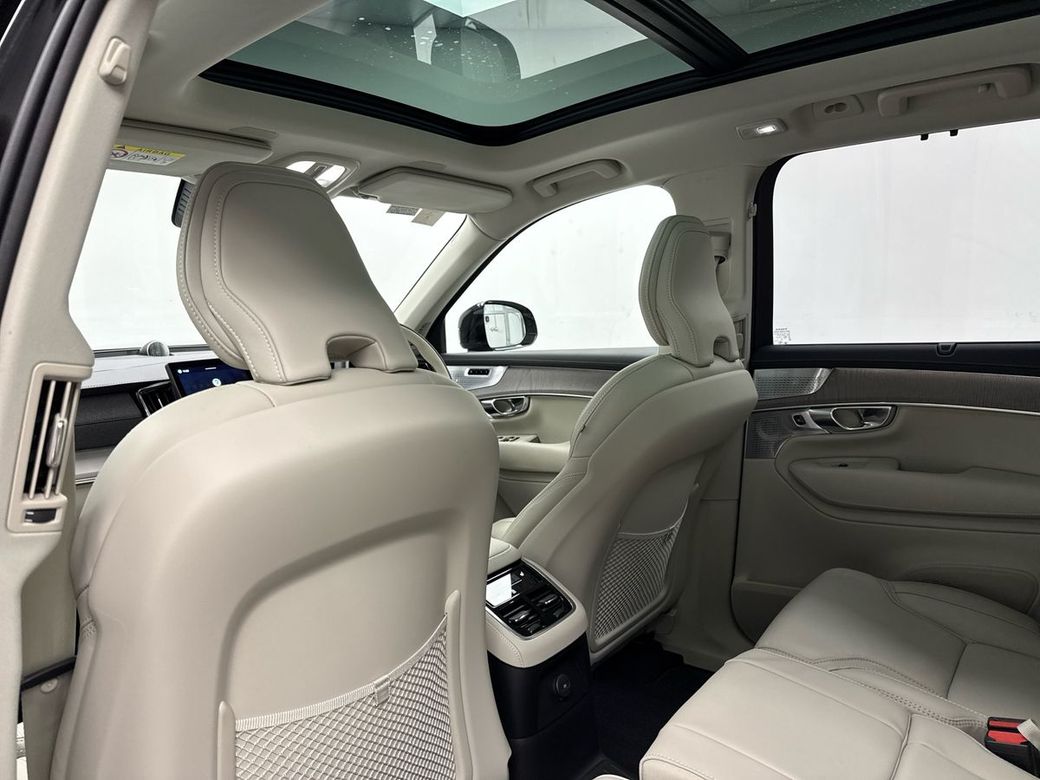 2025 Volvo XC90