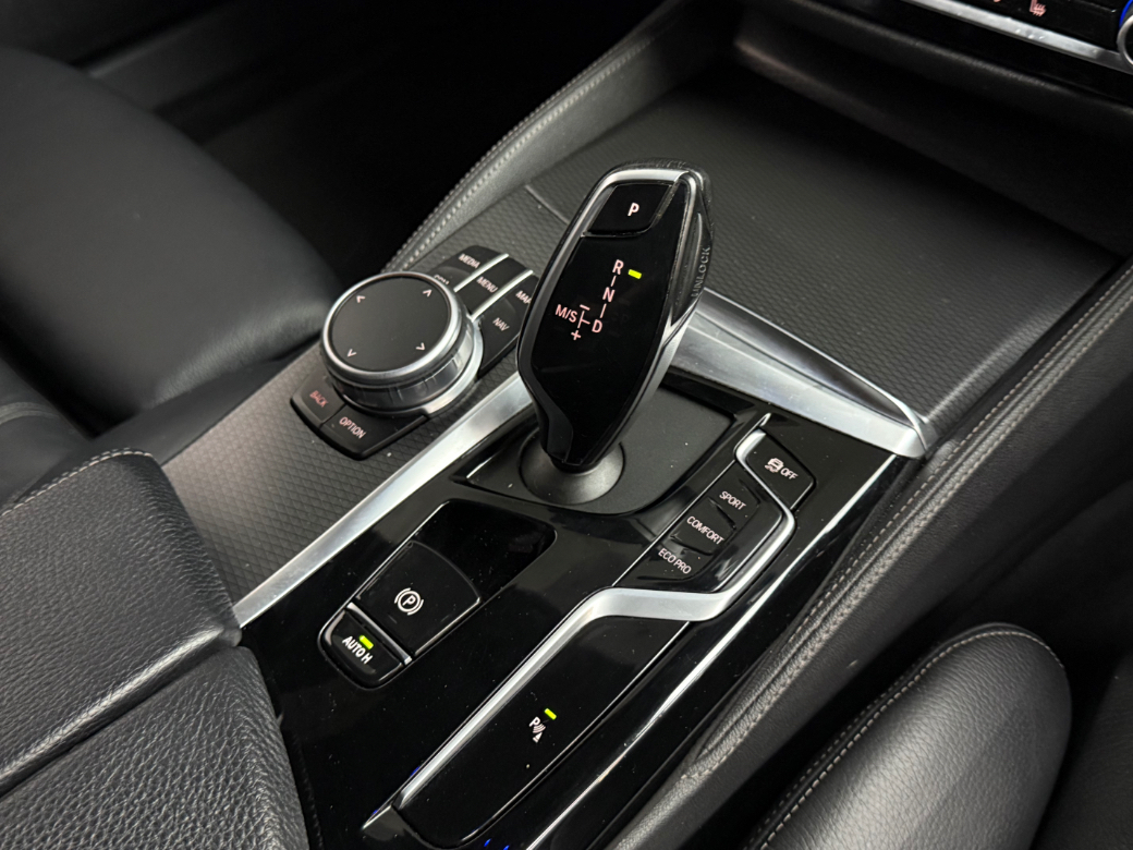 2021 BMW 5 Series