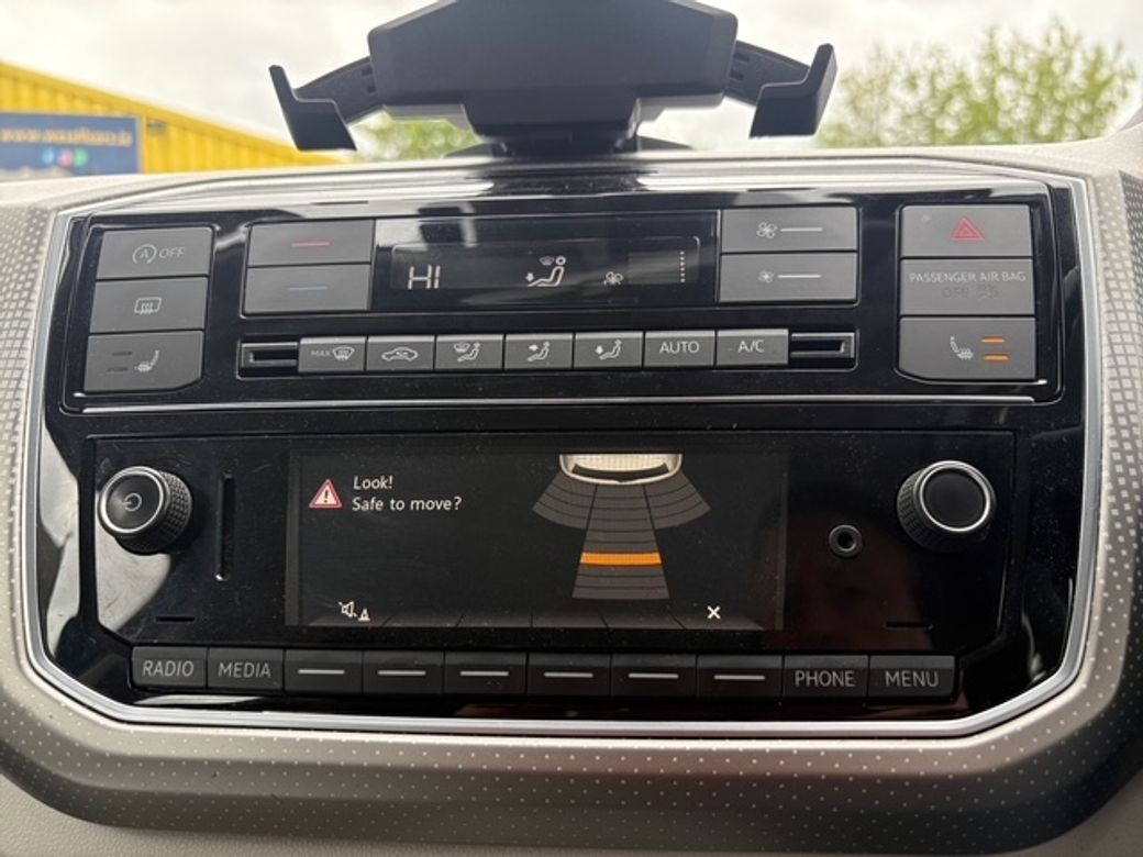 2019 Volkswagen up!