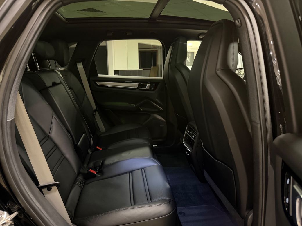 2023 Porsche Cayenne