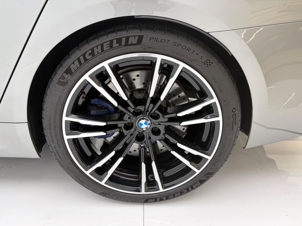 2018 BMW M5