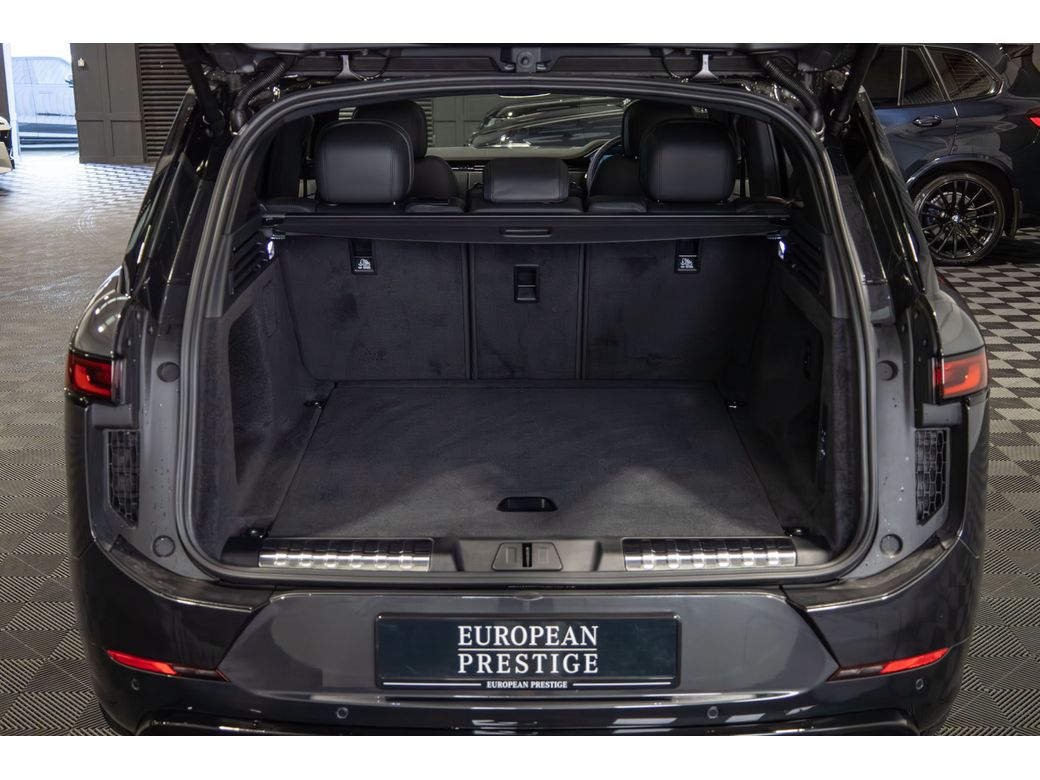 2026 Land Rover Range Rover Sport