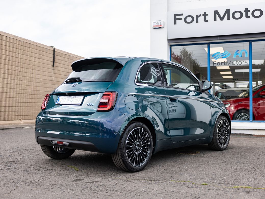 2025 Fiat 500